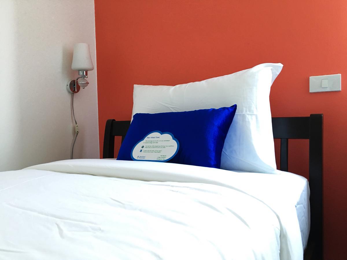 Hotel U Sleep Chiangmai Chiang Mai Esterno foto